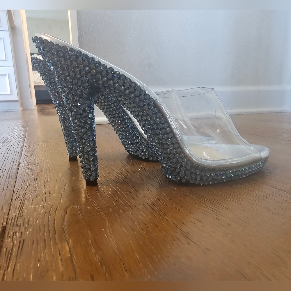 NWT Fabulicious